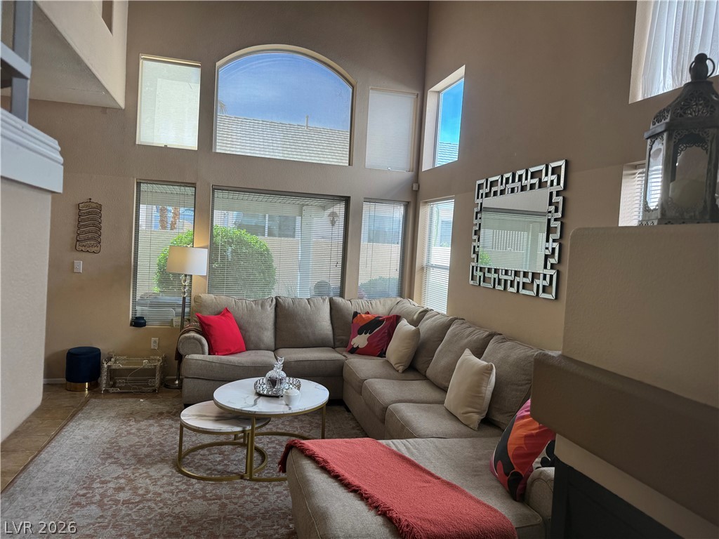 5259 Ladyhawk Way Property Photo 10