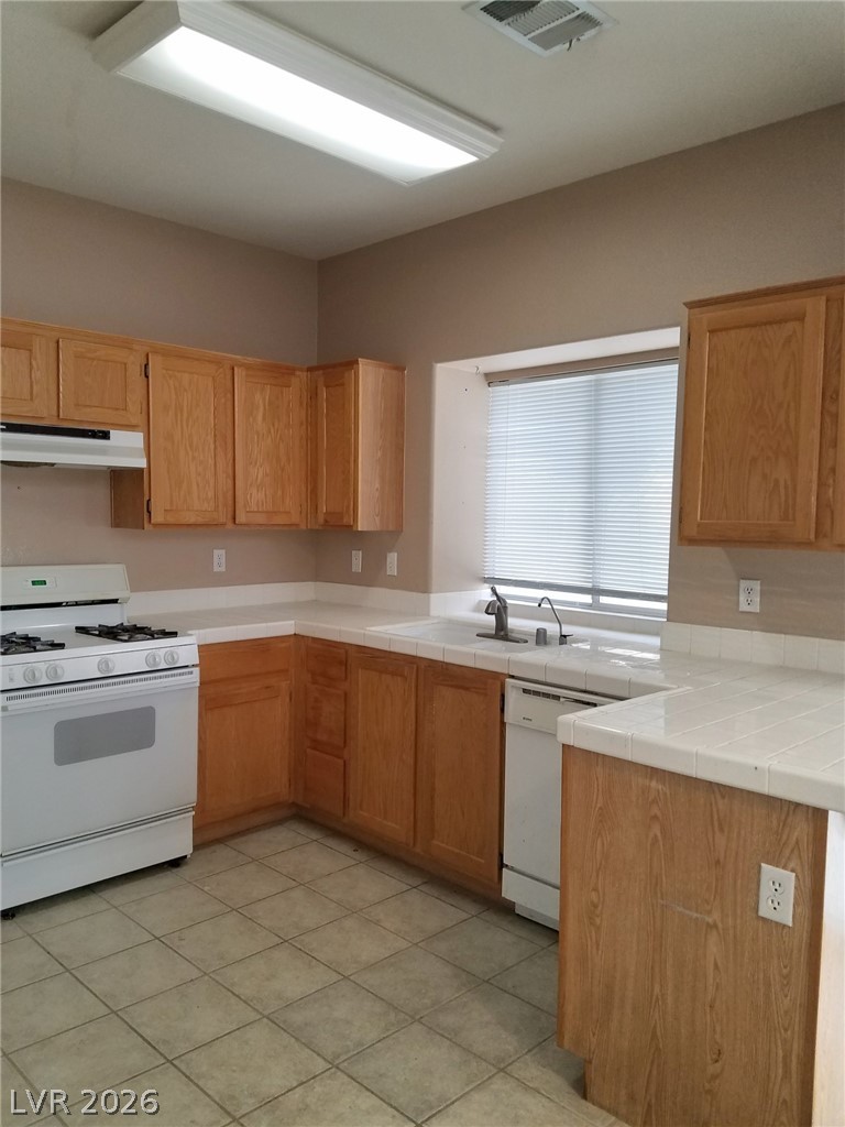 5259 Ladyhawk Way Property Photo 13