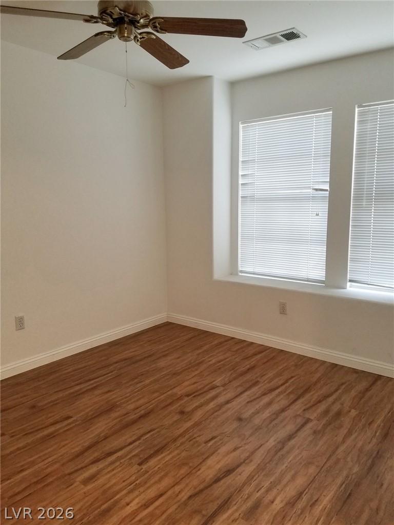 5259 Ladyhawk Way Property Photo 25
