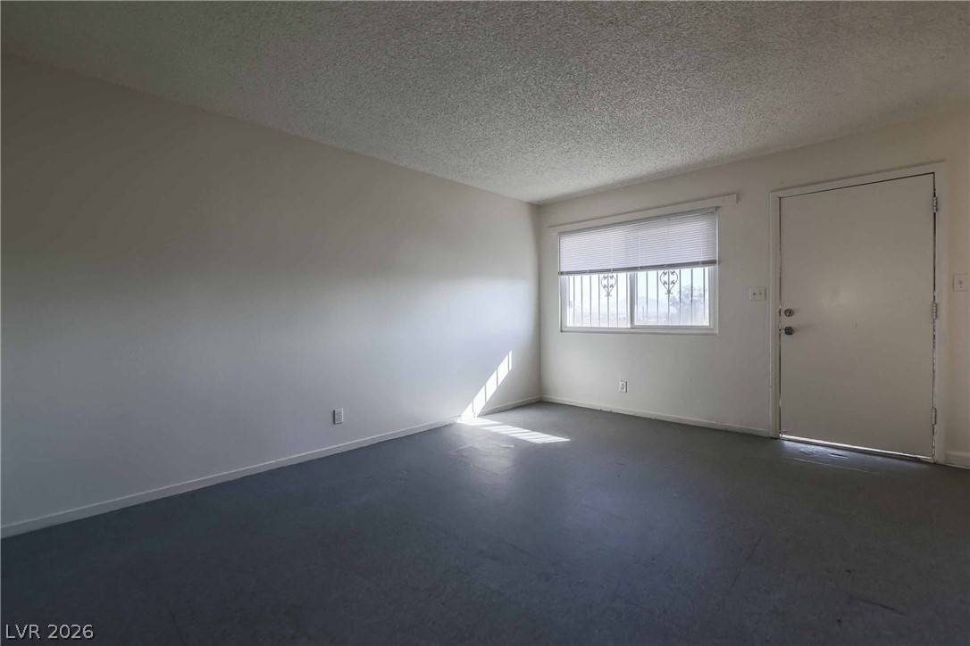 1404 East Mesquite Avenue 8 Property Photo 8