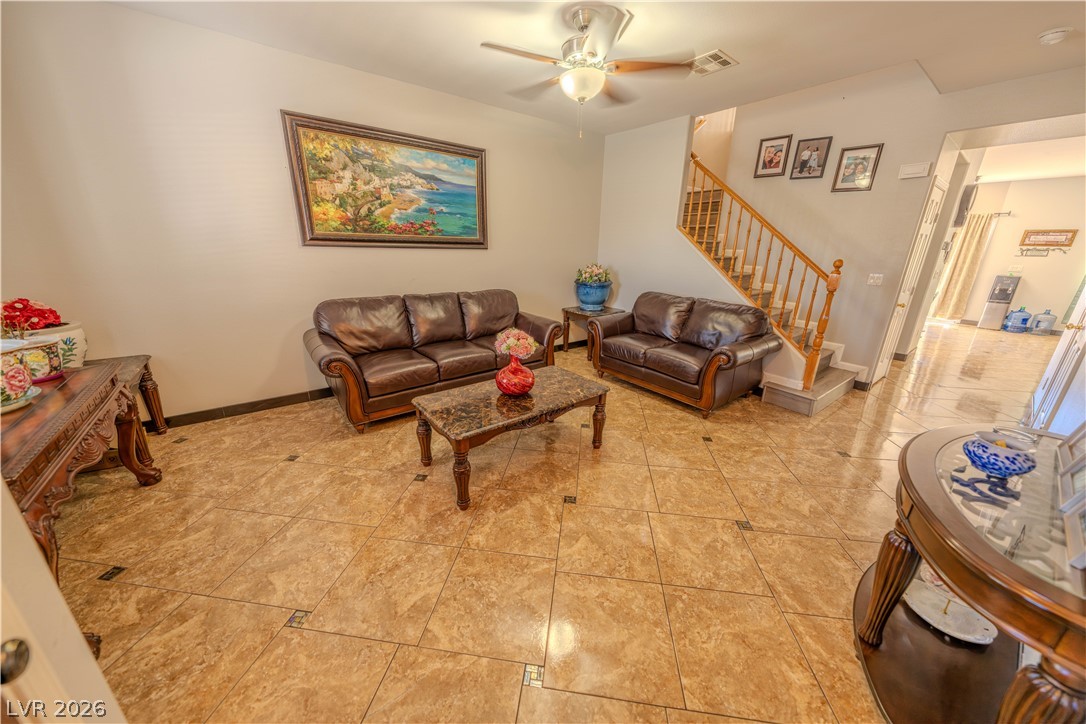 6074 Darnley Street Property Photo 4
