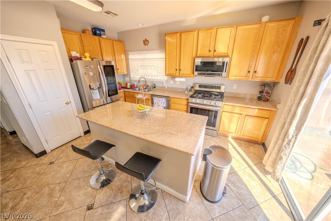 6074 Darnley Street Property Photo 10