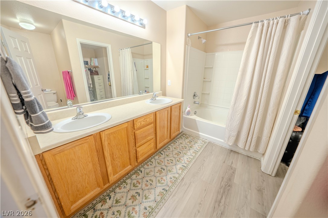 6074 Darnley Street Property Photo 20