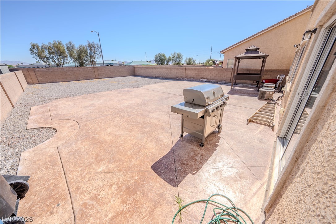 6074 Darnley Street Property Photo 31