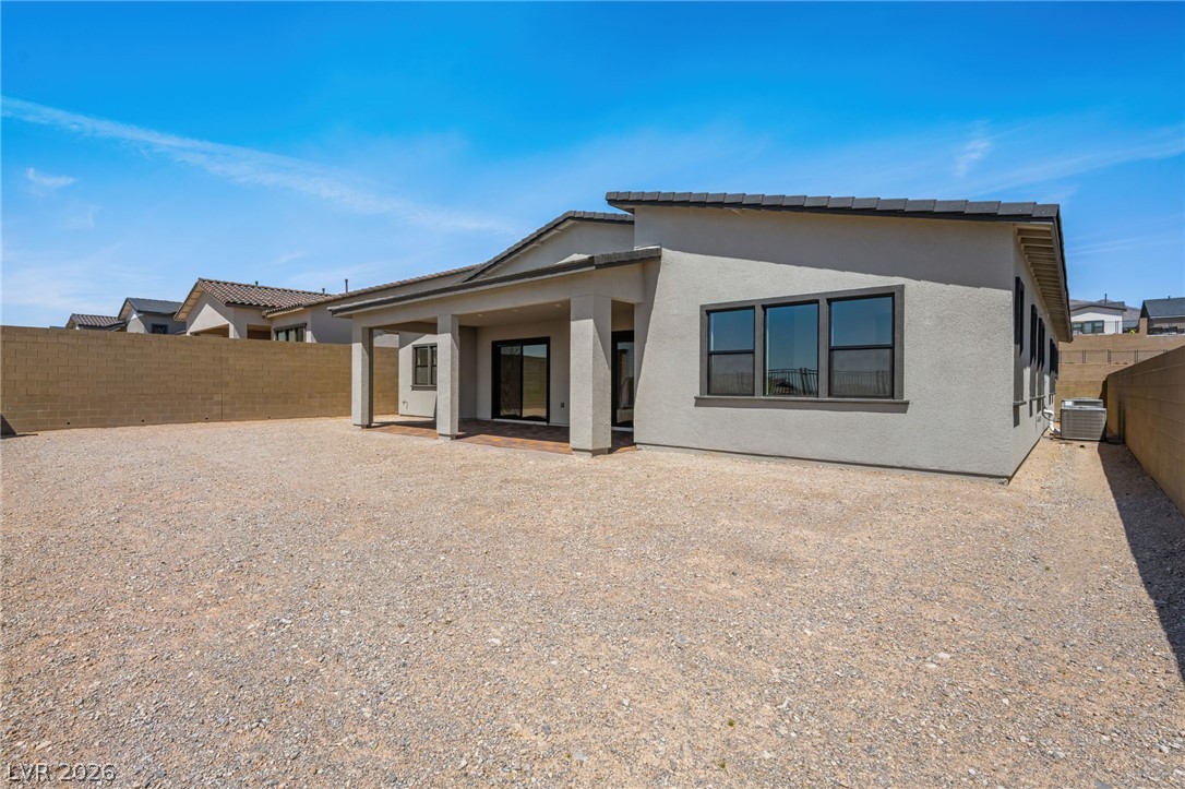 526 Carter House Way Property Photo 36
