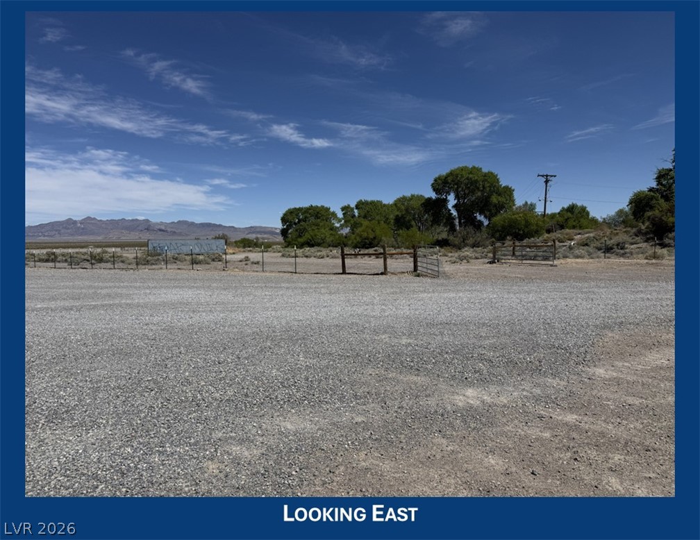 28460 North Us Hwy 95 Property Photo 5