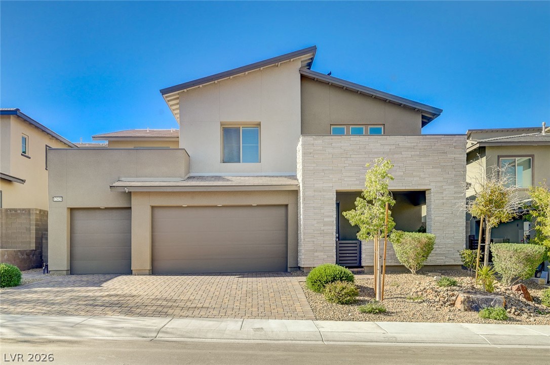 12428 Pine Bend Avenue Property Photo 1