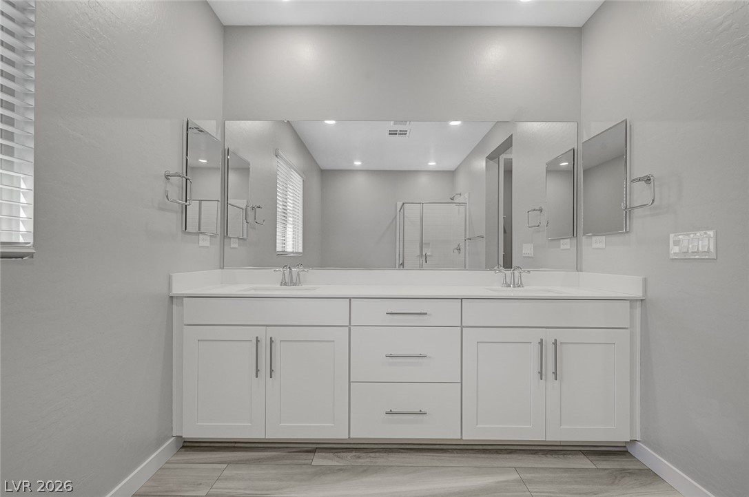 12428 Pine Bend Avenue Property Photo 45
