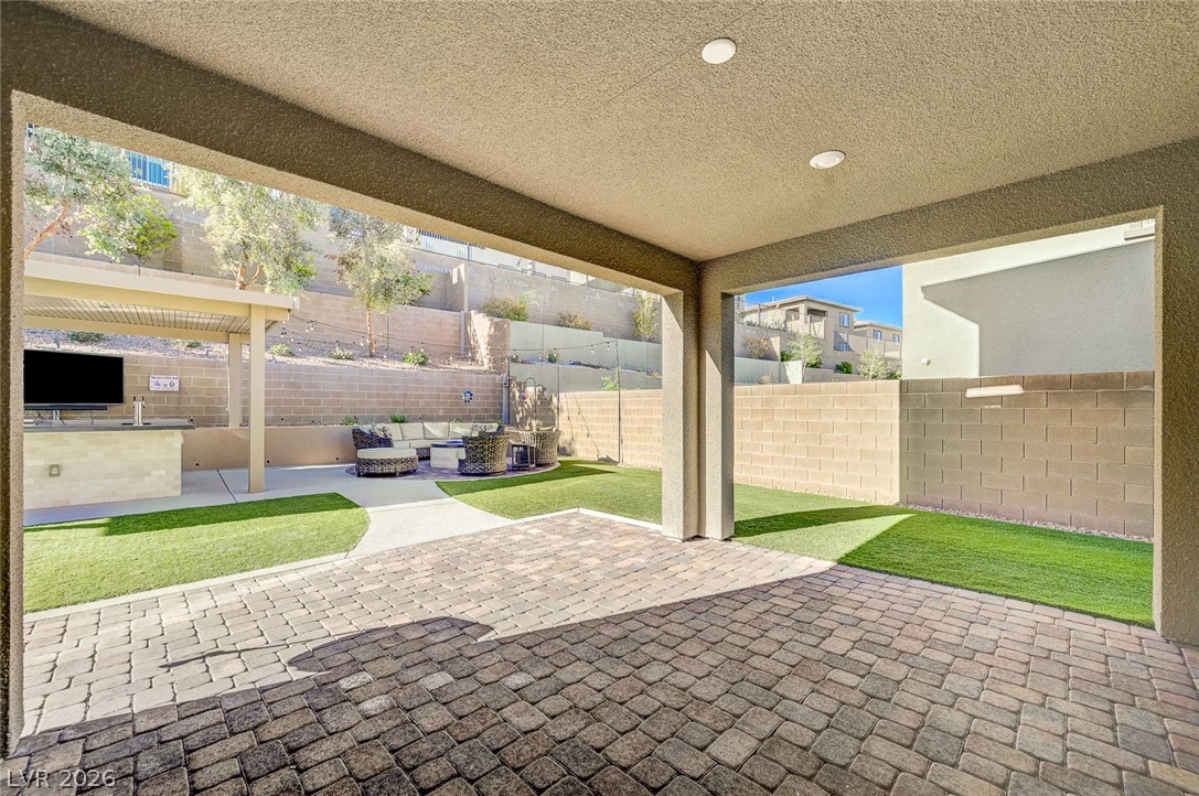 12428 Pine Bend Avenue Property Photo 60