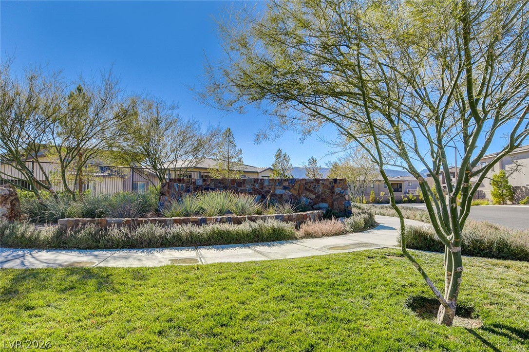 12428 Pine Bend Avenue Property Photo 75