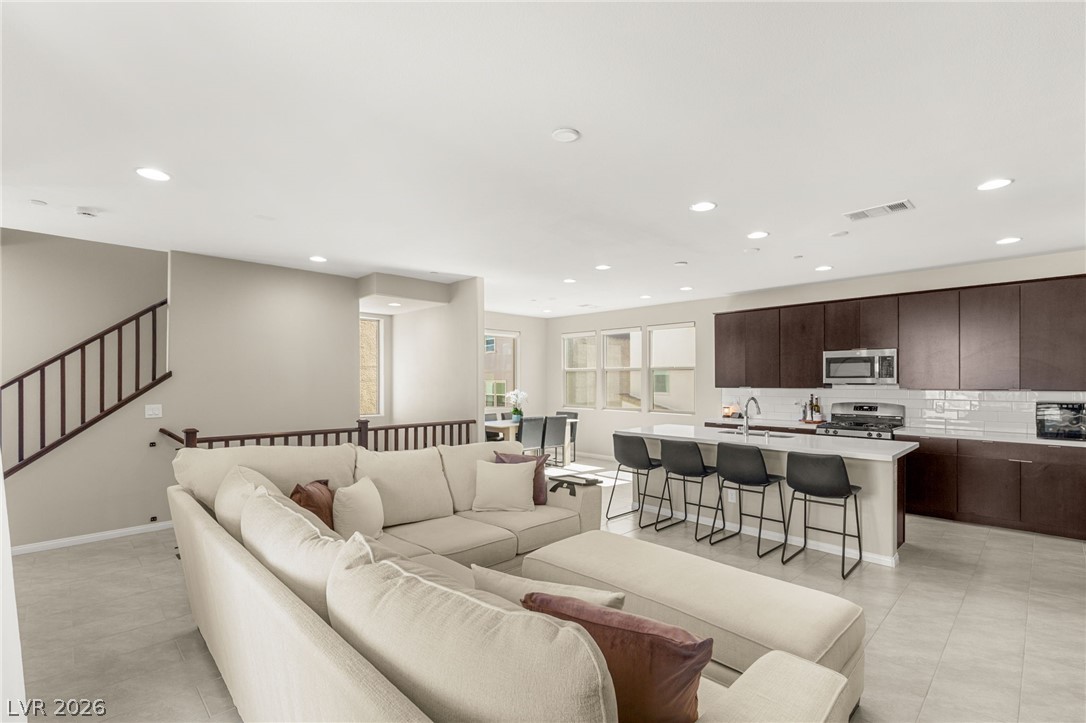 11569 Earth Stone Avenue Property Photo 8