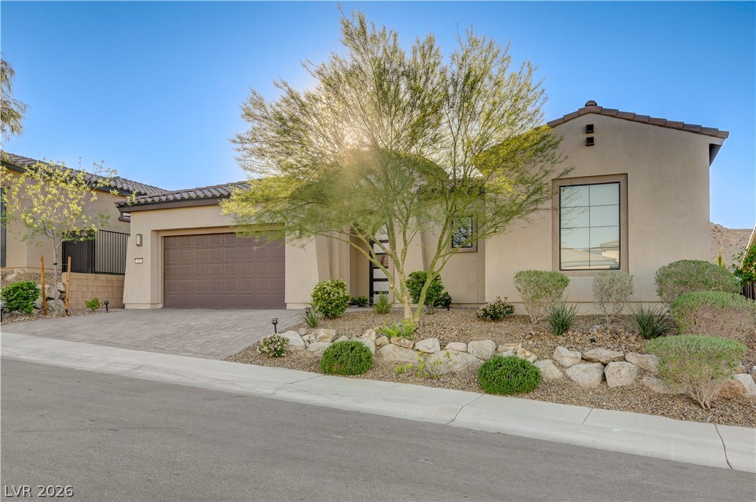 51 Thorn Creek Street Property Photo 1