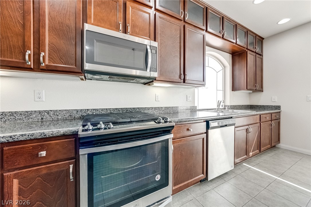 6009 Thistle Meadow Avenue Property Photo 12