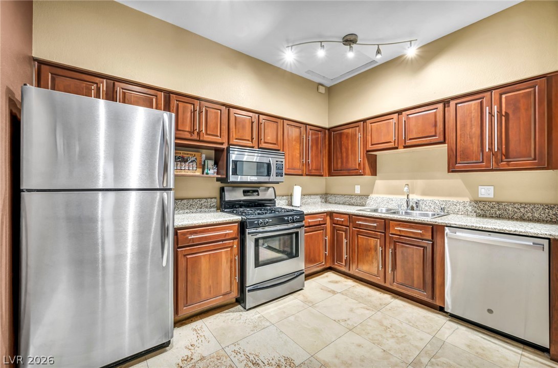 2200 South Fort Apache Road 1050 Property Photo 31