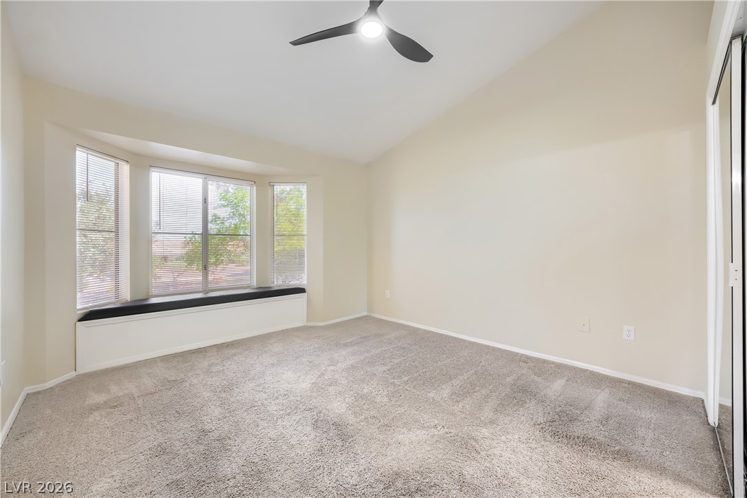 2552 Highvale Drive Property Photo 9