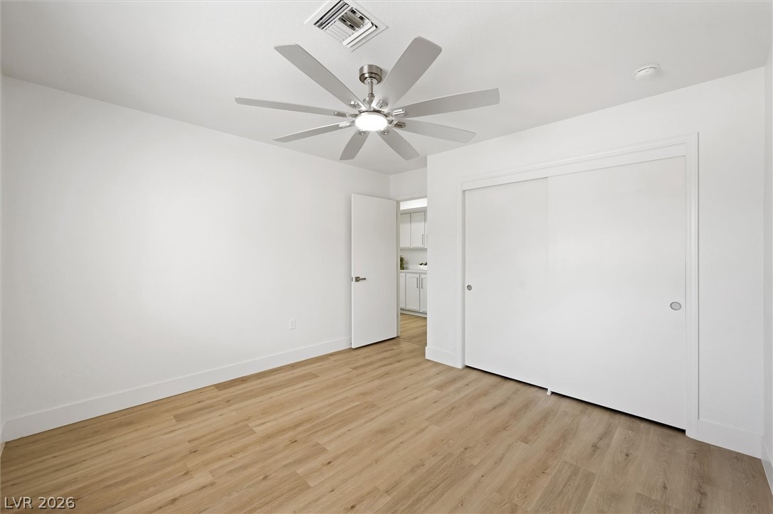 2517 Desert Sands Drive Property Photo 38