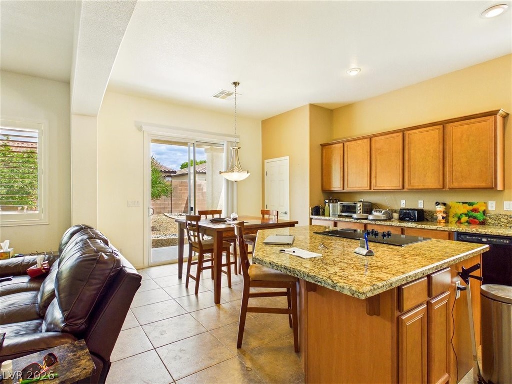 4725 Santa Fiora Street Property Photo 11