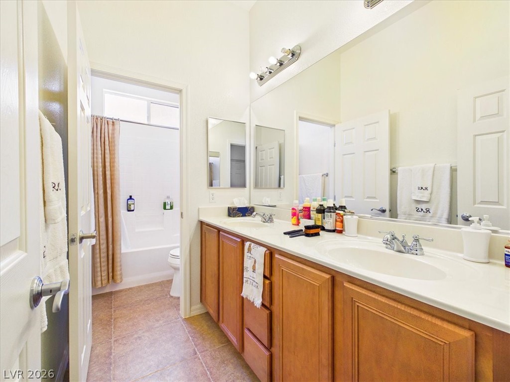 4725 Santa Fiora Street Property Photo 24
