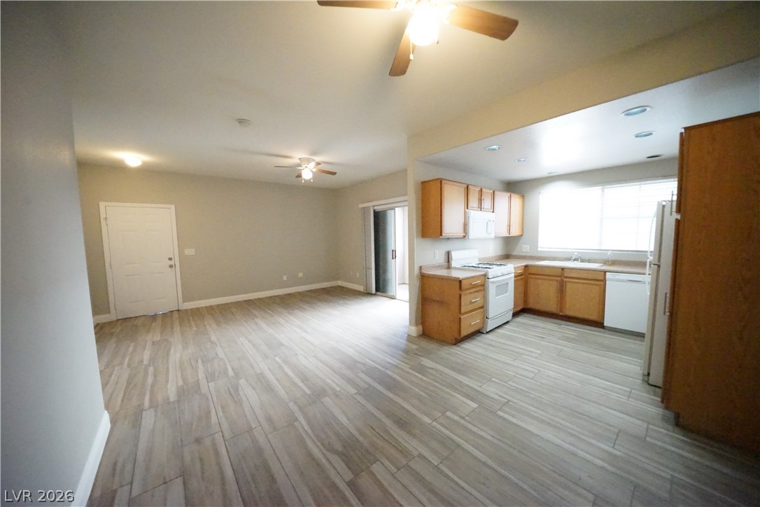 9330 West Maule Avenue 123 Property Photo 10
