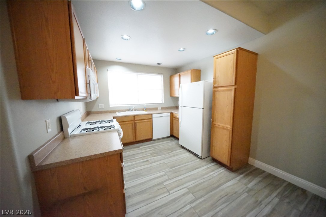 9330 West Maule Avenue 123 Property Photo 13