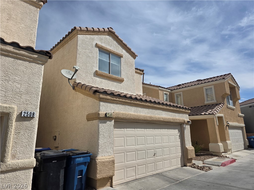 2506 Lady Elizabeth Court Property Photo 2