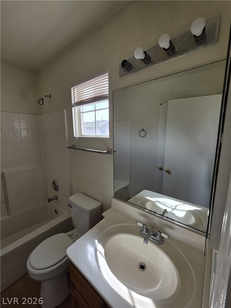 2506 Lady Elizabeth Court Property Photo 11