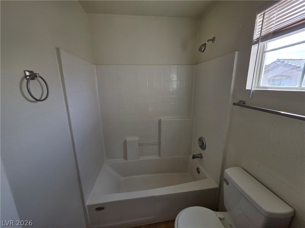 2506 Lady Elizabeth Court Property Photo 13