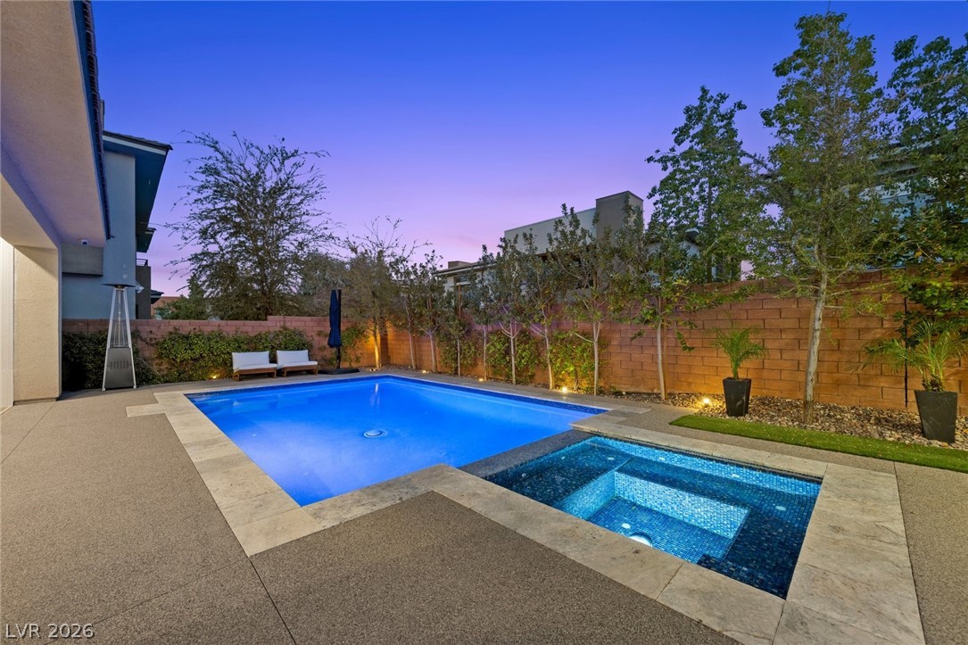 5 Gemstar Lane Property Photo 35