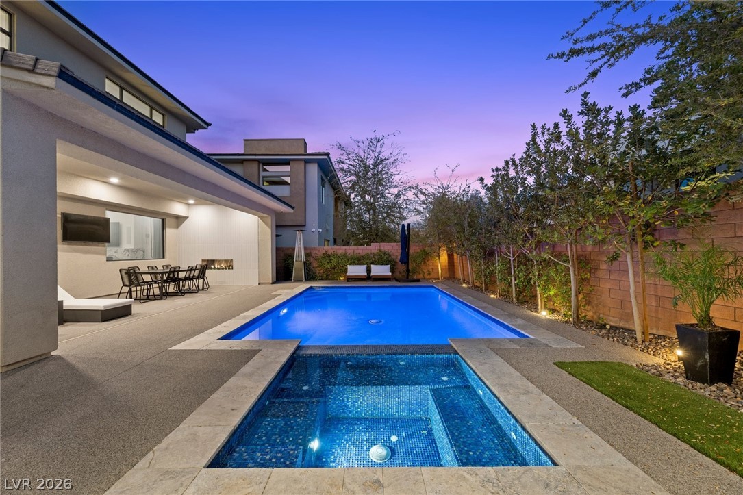 5 Gemstar Lane Property Photo 36