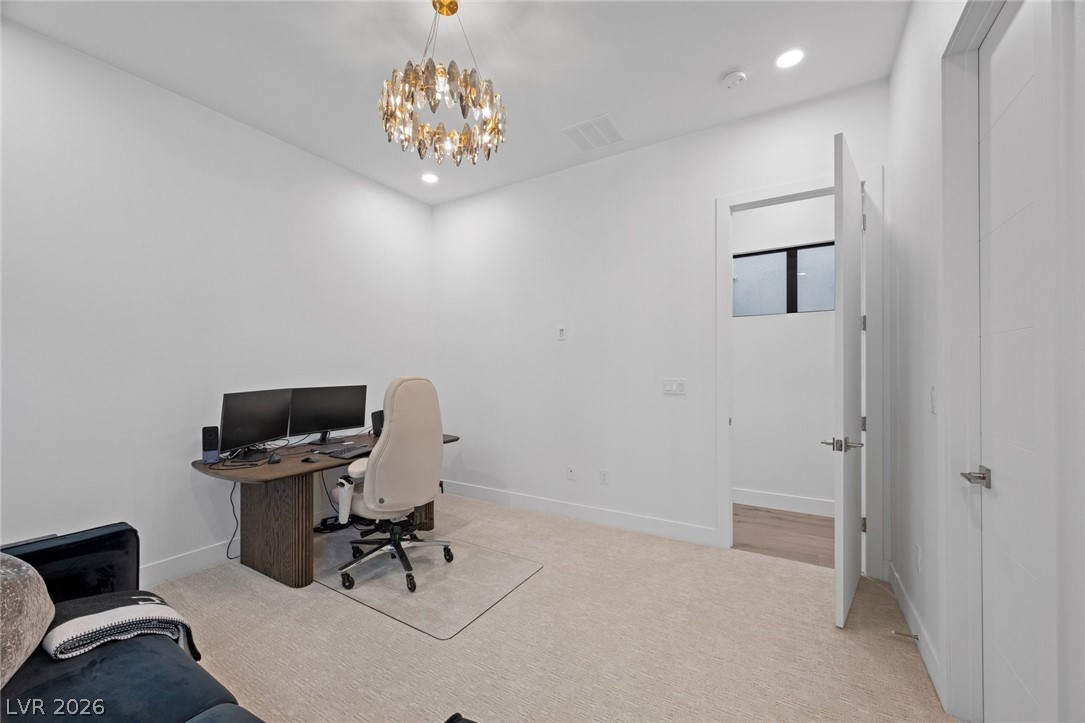 5 Gemstar Lane Property Photo 70