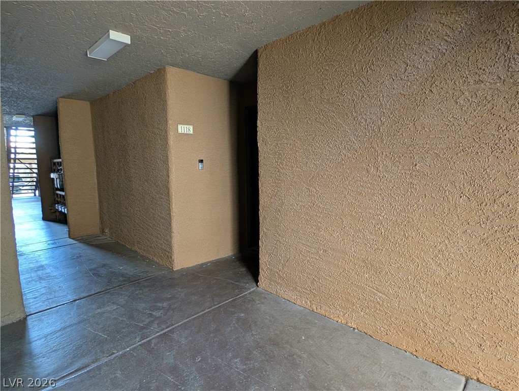 2200 South Fort Apache Road 1118 Property Photo 2