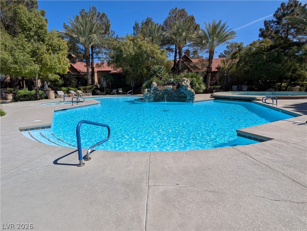 2200 South Fort Apache Road 1118 Property Photo 7