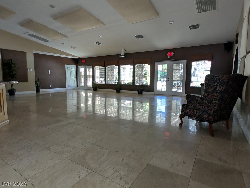 2200 South Fort Apache Road 1118 Property Photo 10