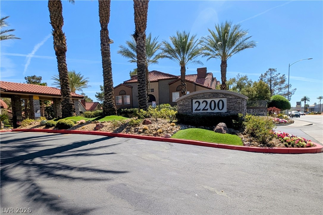 2200 South Fort Apache Road 1118 Property Photo 13