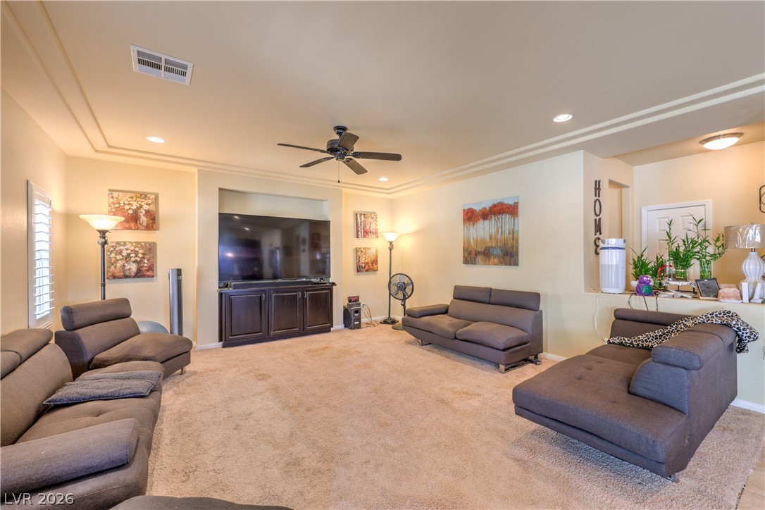 1010 Saffex Rose Avenue Property Photo 12