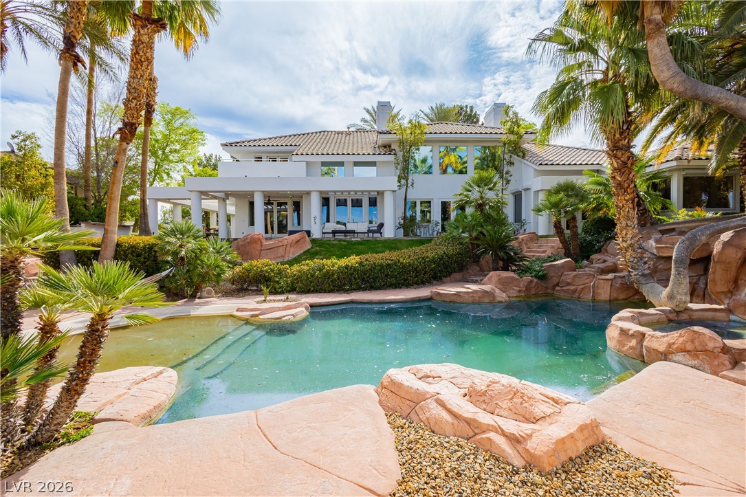 2057 Troon Drive Property Photo 4