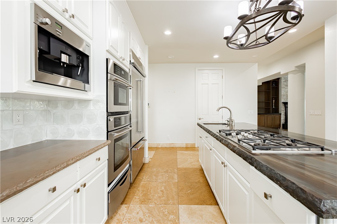 2057 Troon Drive Property Photo 31