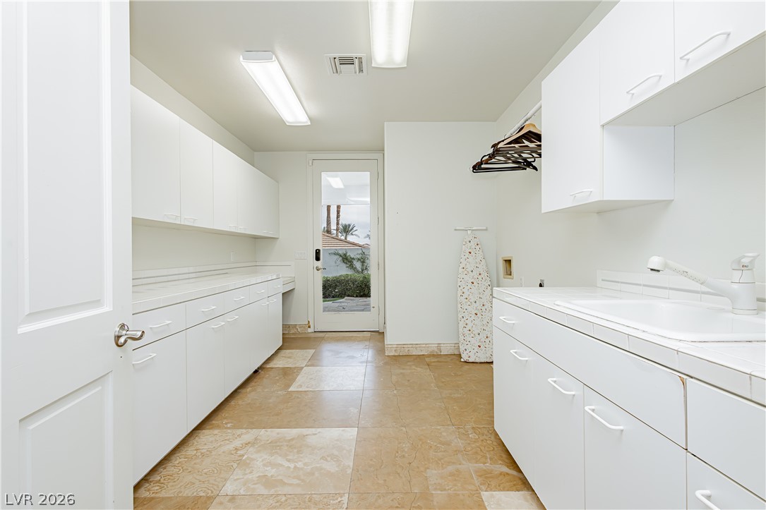 2057 Troon Drive Property Photo 34