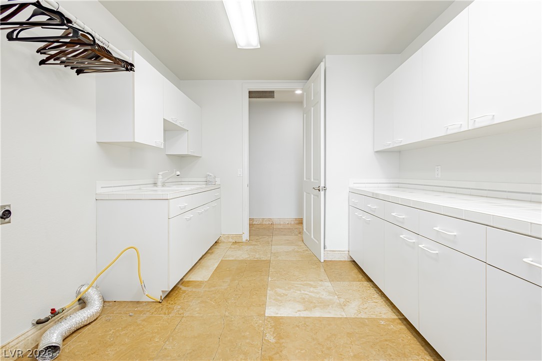 2057 Troon Drive Property Photo 35