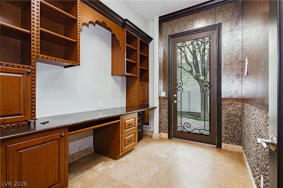 2057 Troon Drive Property Photo 46