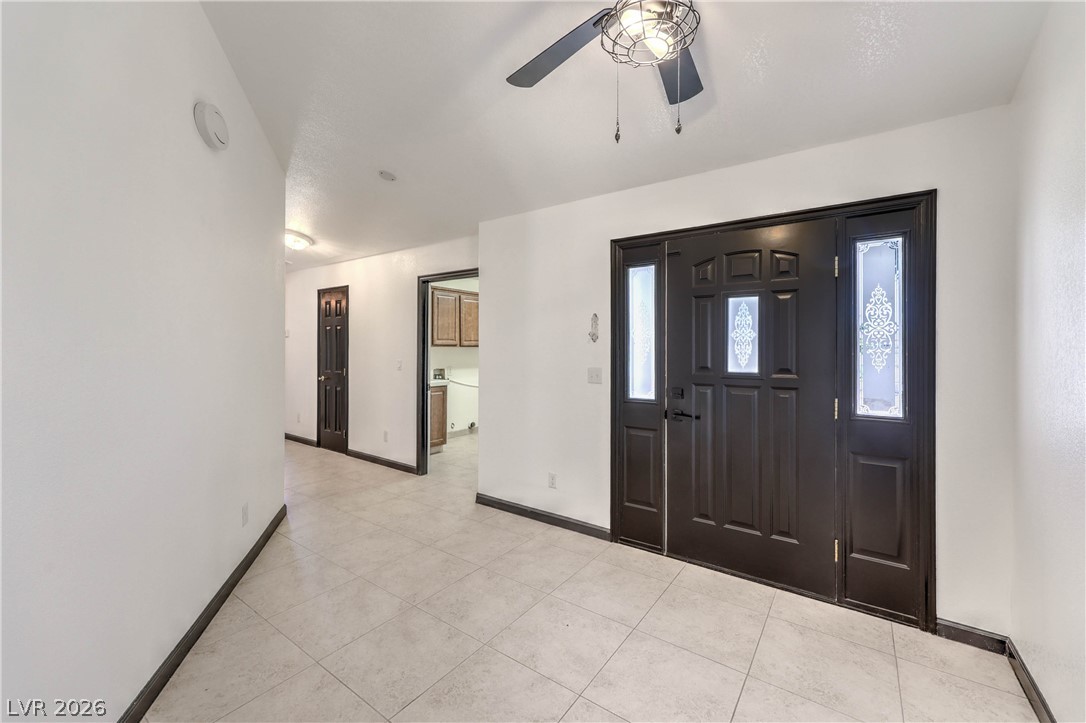 3195 Heyer Street Property Photo 7