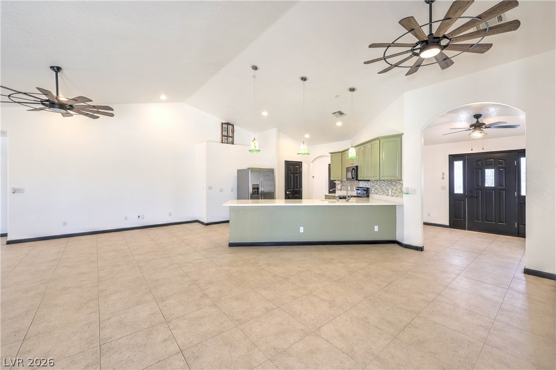 3195 Heyer Street Property Photo 9