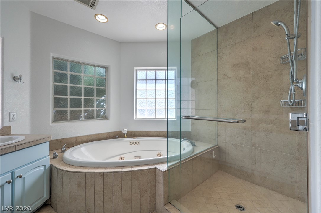3195 Heyer Street Property Photo 19