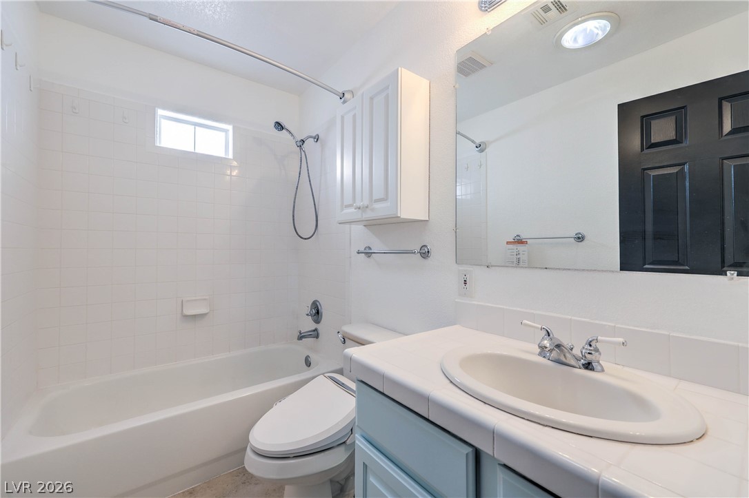 3195 Heyer Street Property Photo 23