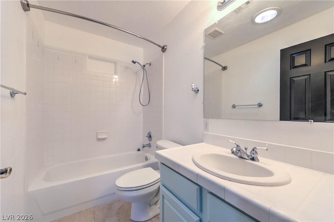 3195 Heyer Street Property Photo 28