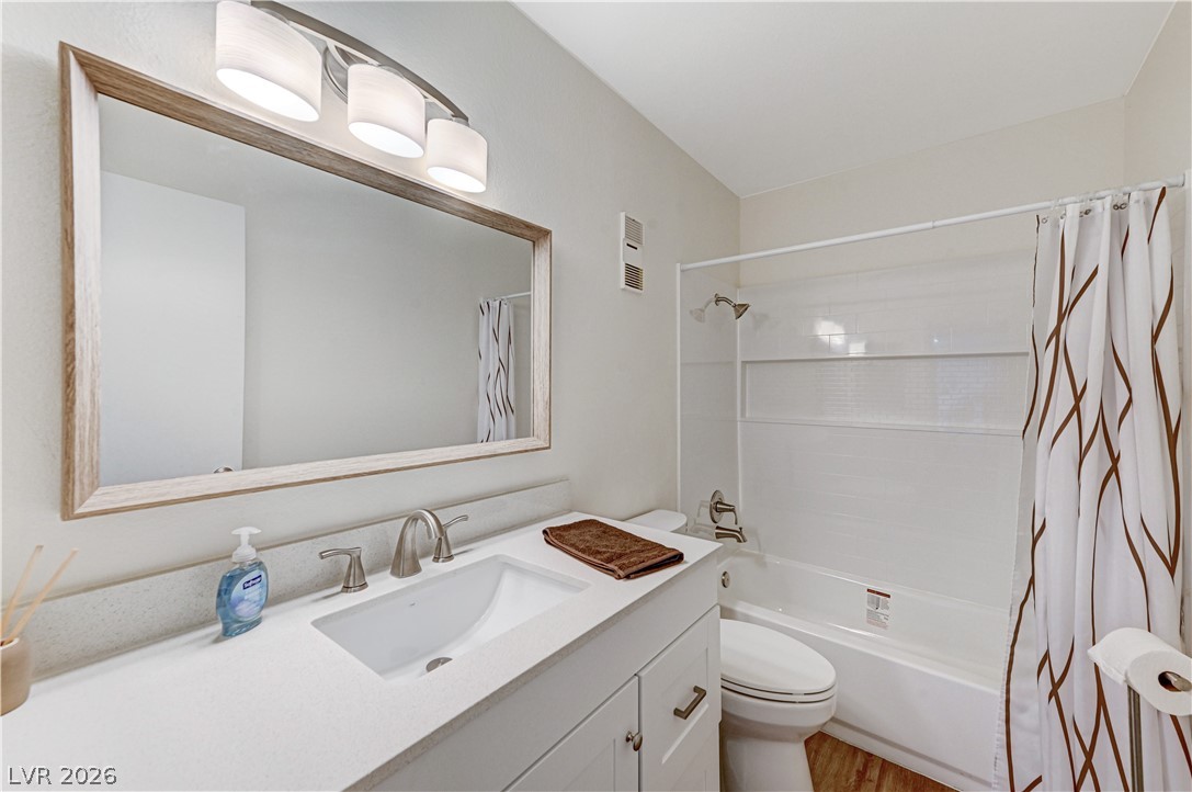 1303 Darlene Way 203a Property Photo 5