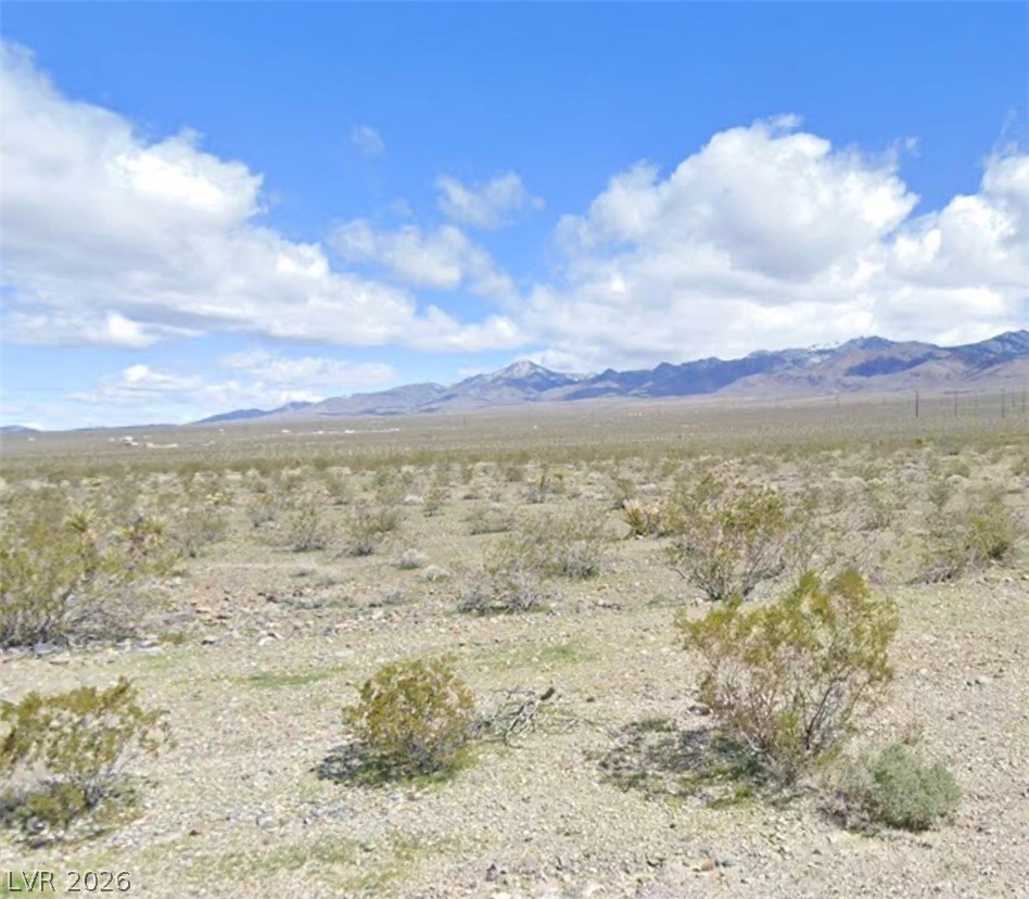 2330 Gorgono Drive Property Photo 3