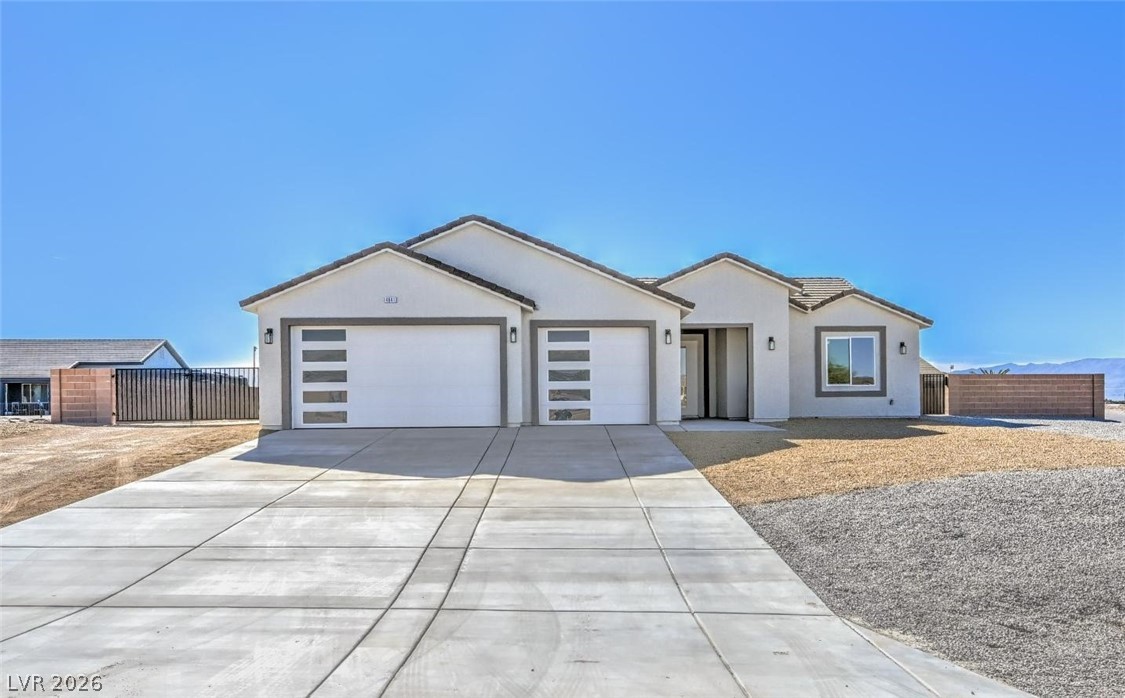 4641 Castlewood Property Photo 1