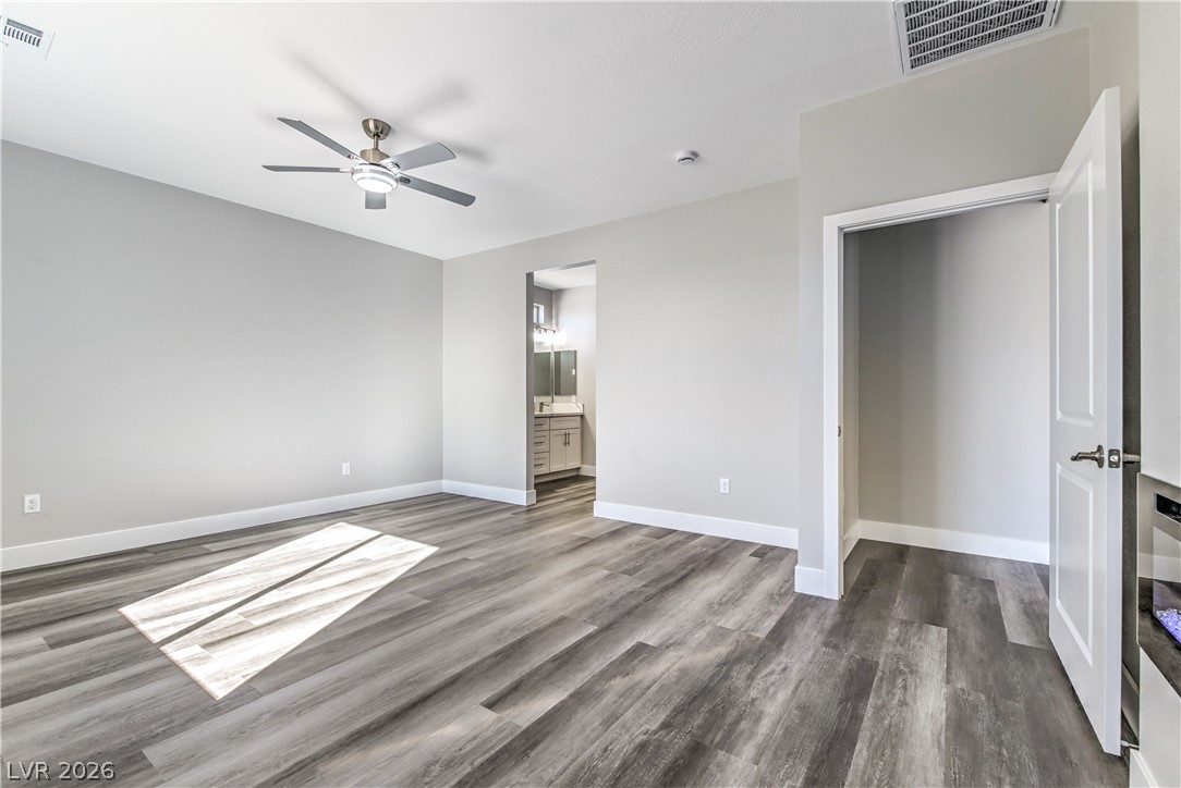 4641 Castlewood Property Photo 19