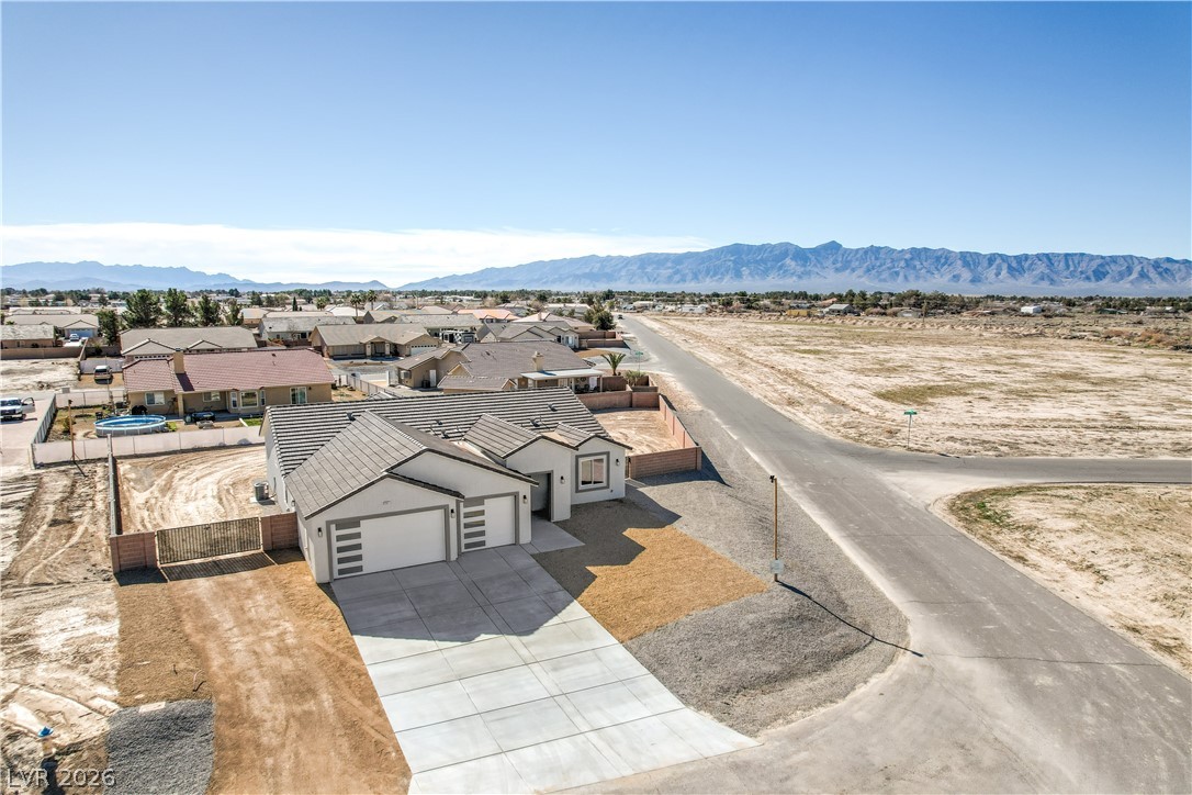 4641 Castlewood Property Photo 40
